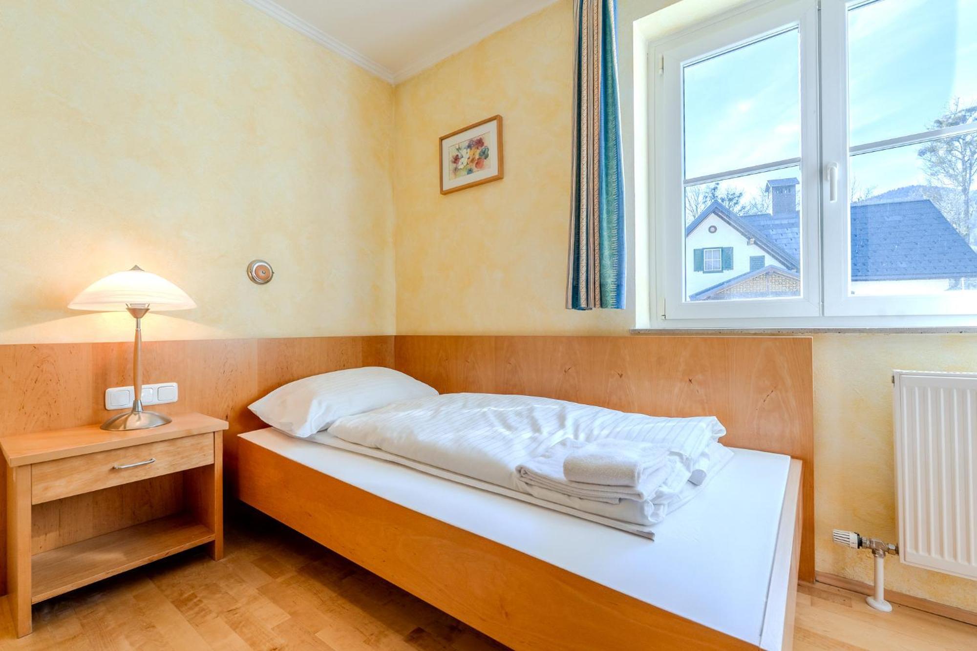 Whats-App Self-Check-In - Villa Maria Theresia باد غويسرن الغرفة الصورة